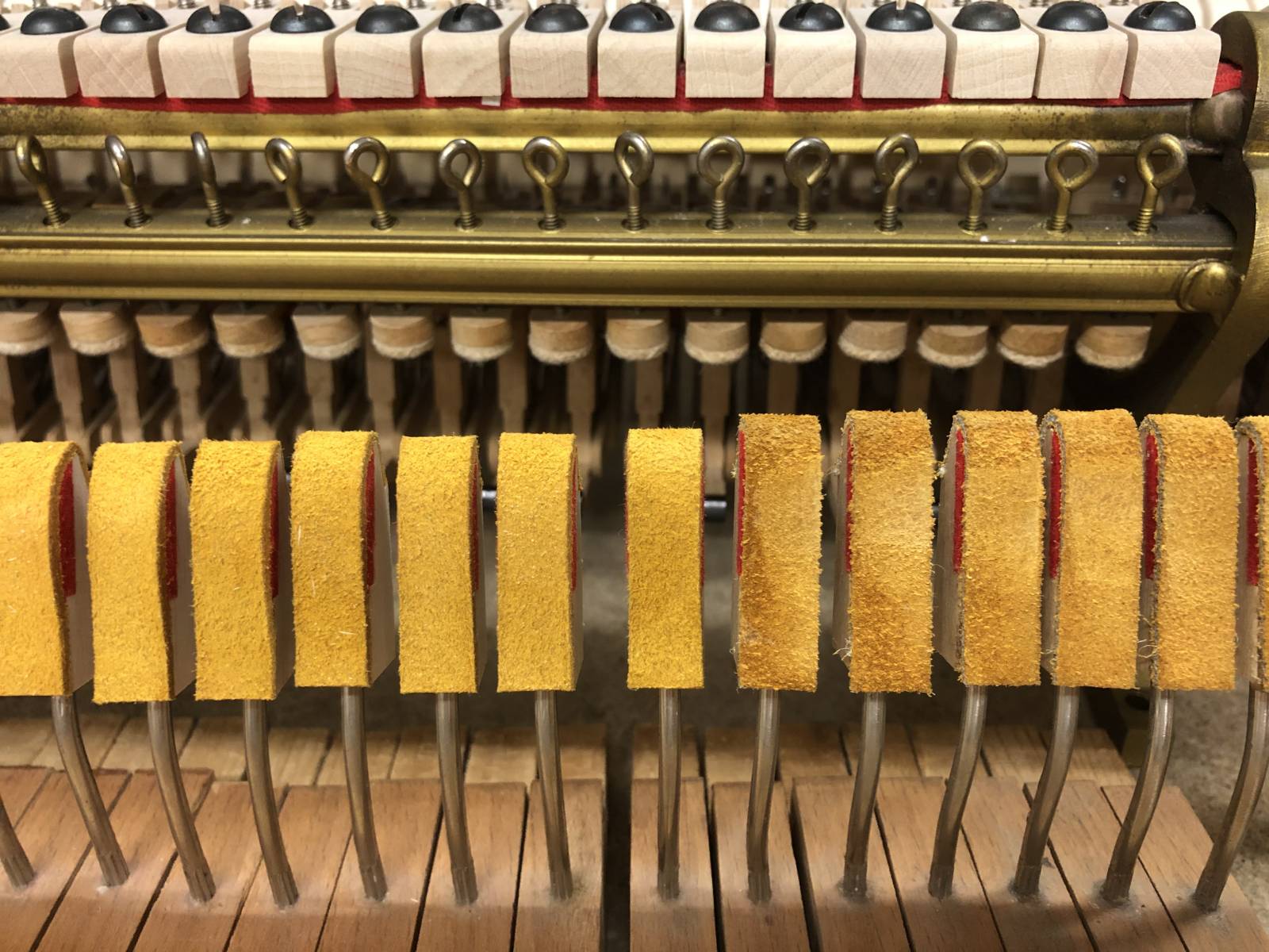 Restauration de Piano à queue de la marque haut de gamme Steinway & Sons