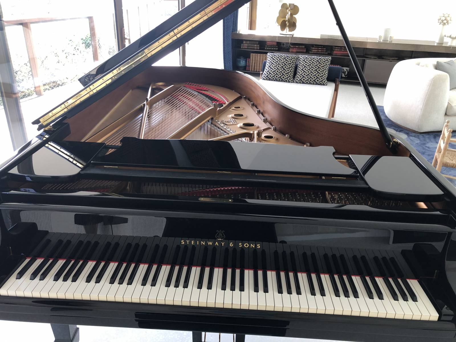 Accord pour des pianos haut de gammes dans le Luberon