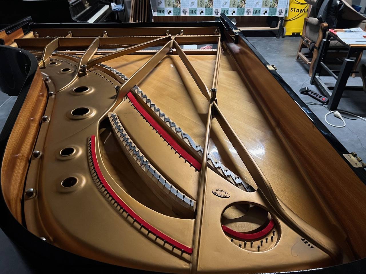 Restauration d'un Steinway & Sons modèle C de 1980 pour un client de Pernes-les-Fontaines