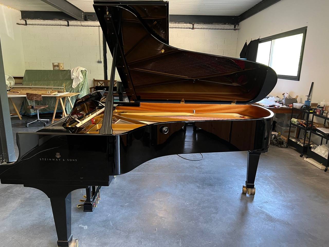 Restauration d'un Steinway & Sons modèle C de 1980 pour un client de Pernes-les-Fontaines