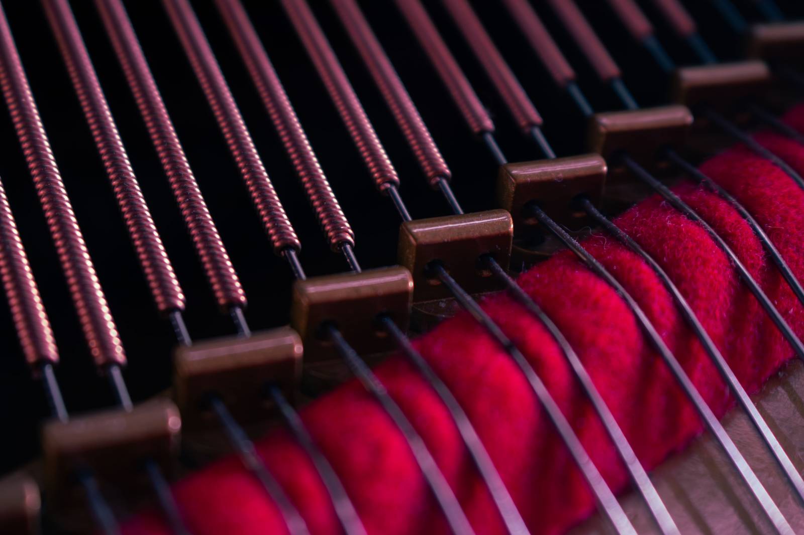 Suivi des pianos après leurs restauration dans notre atelier au Thor