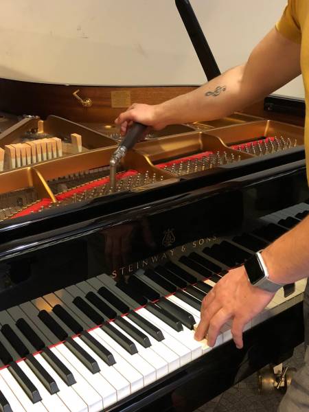 Accord de piano à Avignon