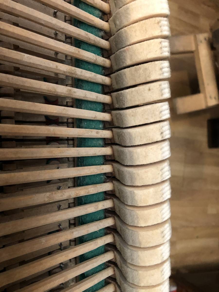 Comment faire réviser son piano : déroulé des étapes.