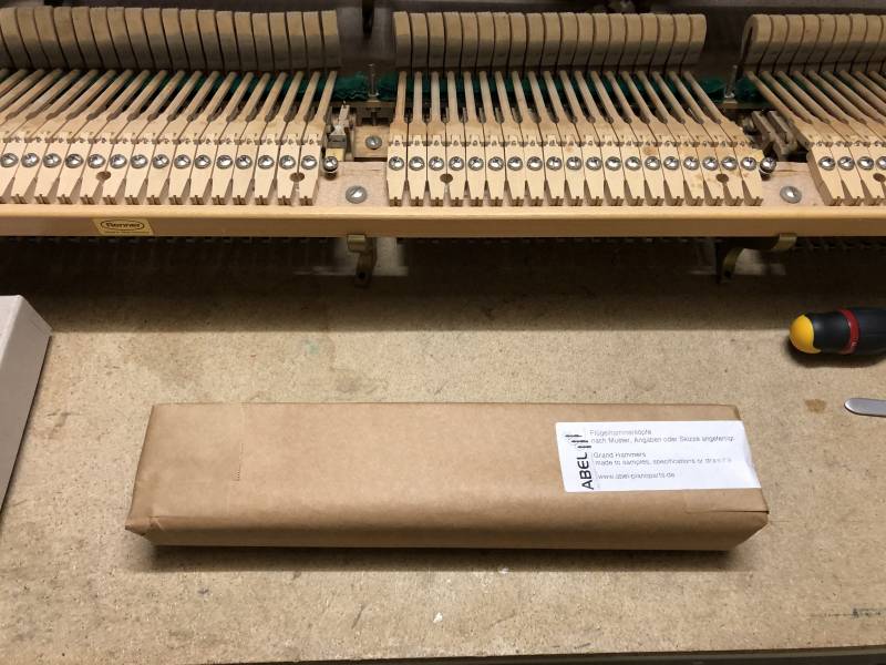 Comment faire réviser son piano : déroulé des étapes.