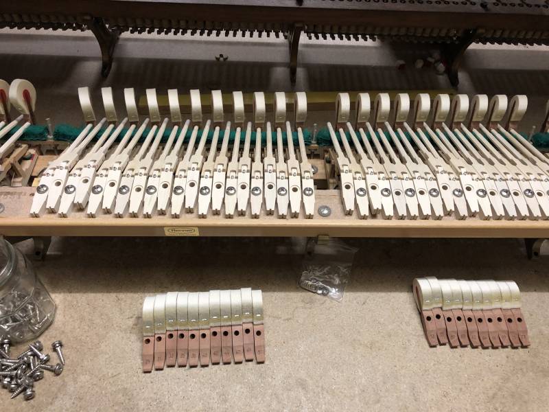 Comment faire réviser son piano : déroulé des étapes.