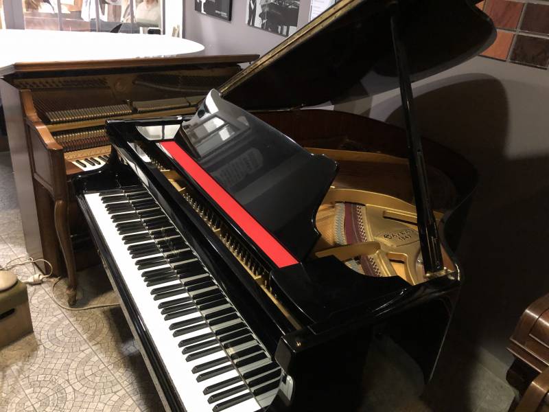 Comment faire réviser son piano : déroulé des étapes.