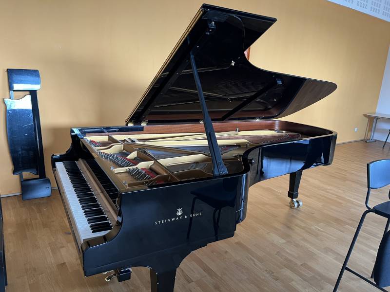 Accord pour des pianos haut de gammes dans le Luberon