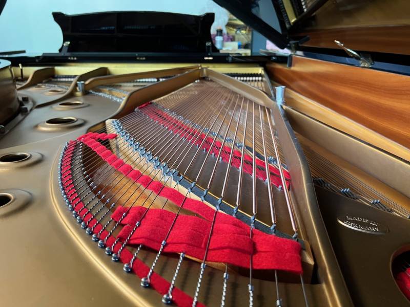 Restauration d'un Steinway & Sons modèle C de 1980 pour un client de Pernes-les-Fontaines