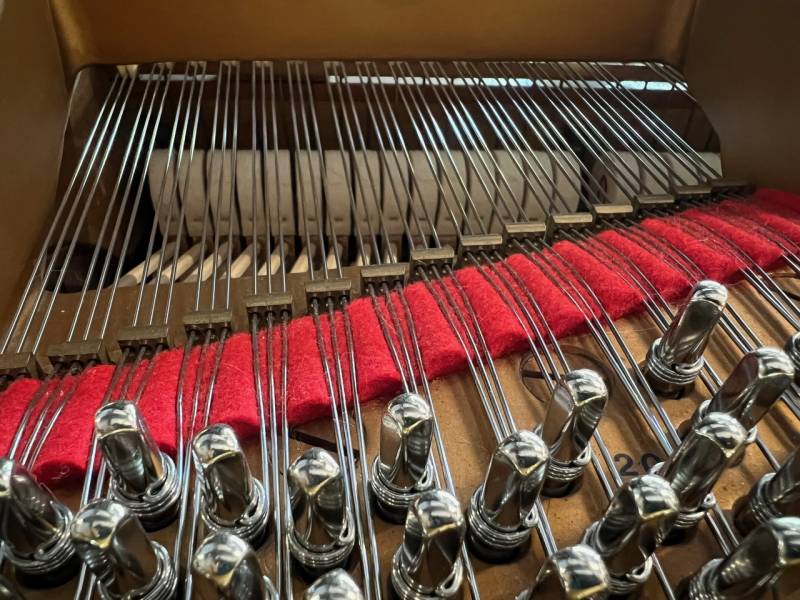 Restauration d'un Steinway & Sons modèle C de 1980 pour un client de Pernes-les-Fontaines