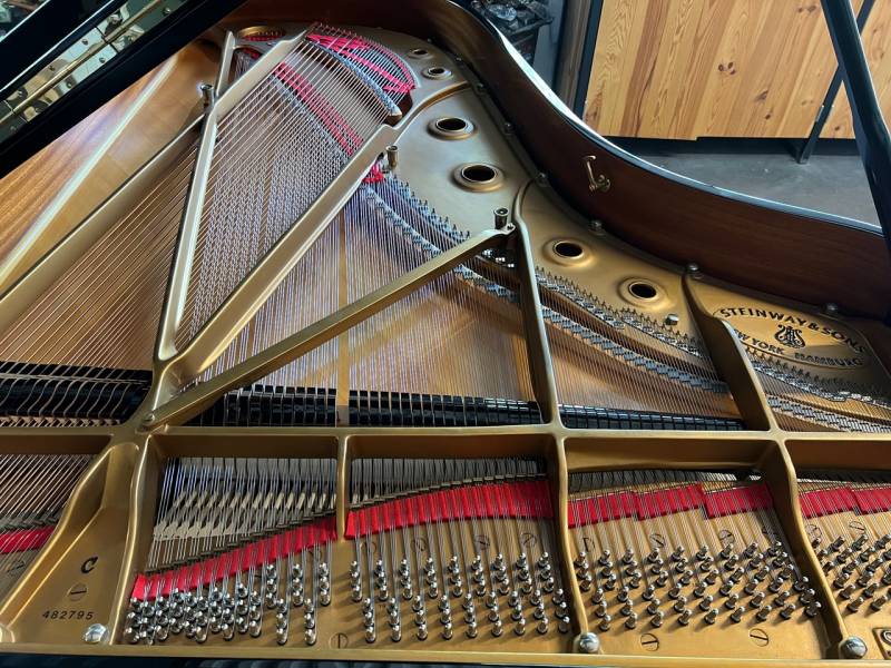 Restauration d'un Steinway & Sons modèle C de 1980 pour un client de Pernes-les-Fontaines