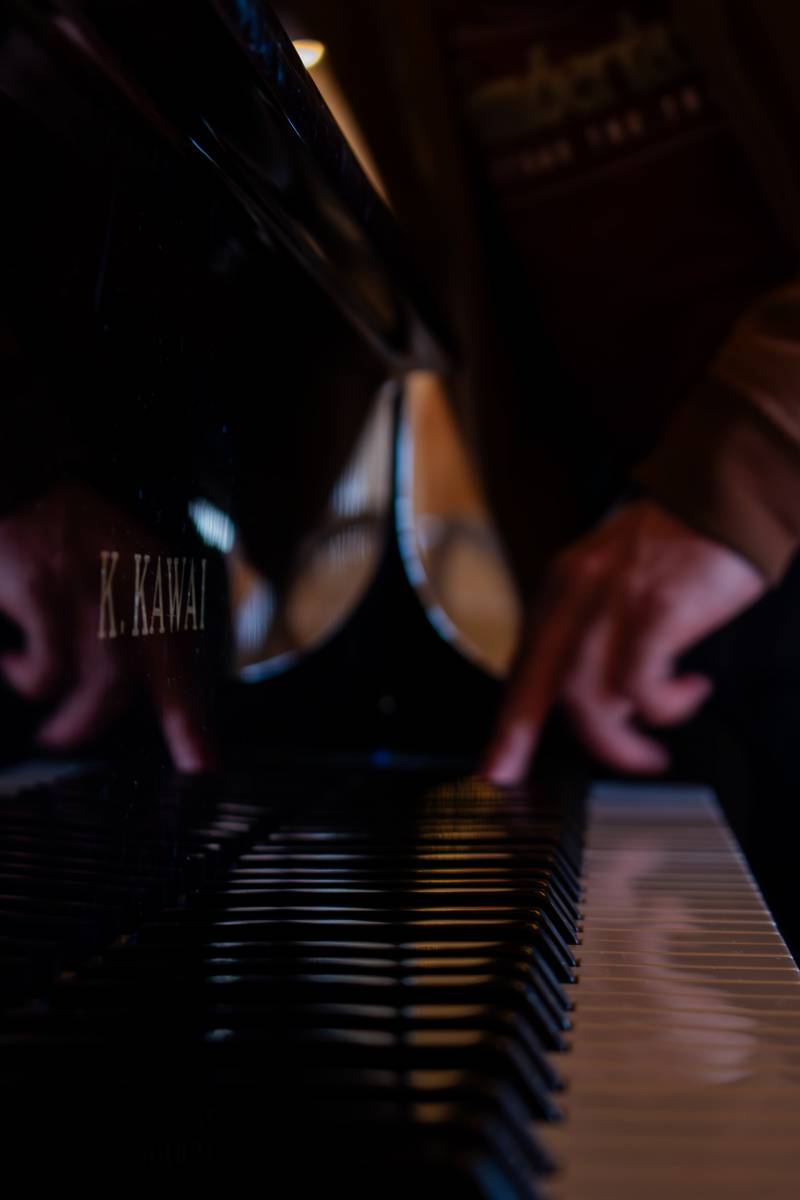 Accord du piano Kawai au Château du Barroux pour des concerts dans le Vaucluse